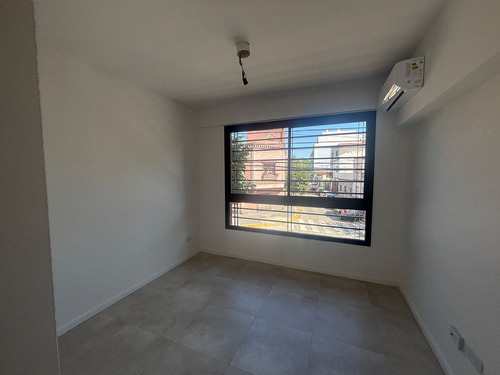 Departamento En Venta En Liniers