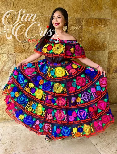 Vestido mexicano bordado a mano todas las tallas/ vestido artesanal bordado  a mano/vestido negro bordado /Vestido artesanal/Vestido bordado mexicano -   México