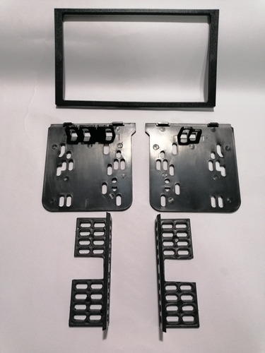 Base Frente Estereo Doble Din Chevrolet Tracker 1998 A 2005