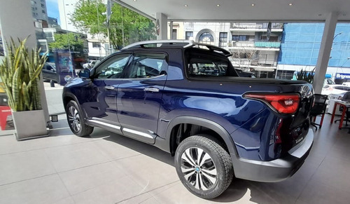 Imagen 13 de 18 de Fiat Toro Volcano