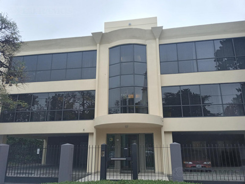 Alquiler De Oficina De 260 M2 En San Isidro