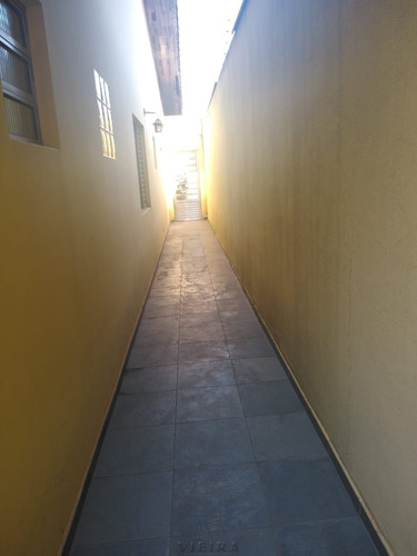 Imagem 5 de 15 de Excelente Casa Com Área Comercial! - 2851-1