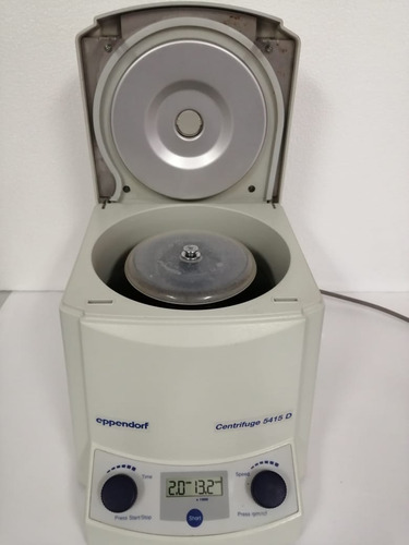 Centrifuga Eppendorf 5415 D Con Rotor (Usado)