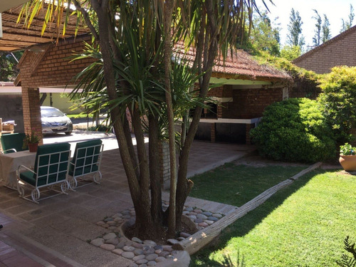 Imagen 2 de 14 de Casa En Barrio Huerto Del Sol