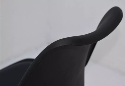 Imagen 4 de 7 de Silla Tulip Wood X4 Unidades Color Negro Mundo Gym