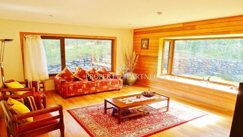 Imagen 19 de 30 de Gran Casa En Pucón, Con 400 Mt De Orilla De Río.