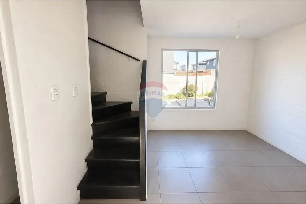 Imagen 2 de 16 de Casa Ideal Para Iniciar En Familia: Lampa, 3d/1b