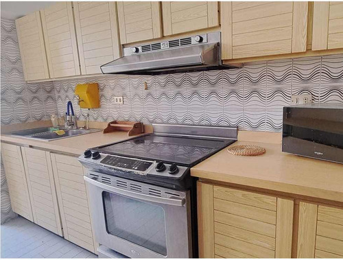 Amoblado. Alquiler. Apartamento. La Urbina. Ap