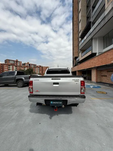 Toyota Hilux Srv