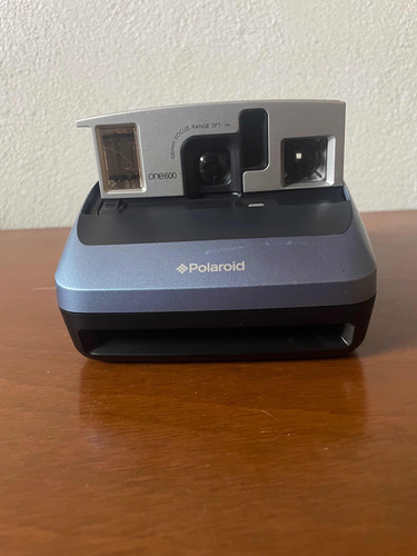 Cámara Polaroid One 600 Impecable