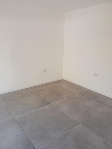 Venta De Casa En Recta Martinolli - Gran Oportunidad