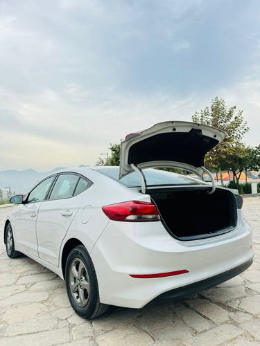 Hyundai Elantra 2.0 Gls At