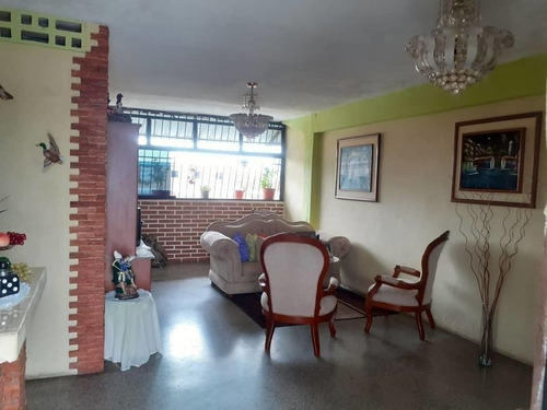 Imagen 6 de 13 de Eloisa Mejia Rentahouse Vende Apartamento En La Isabelica Valencia 22-175