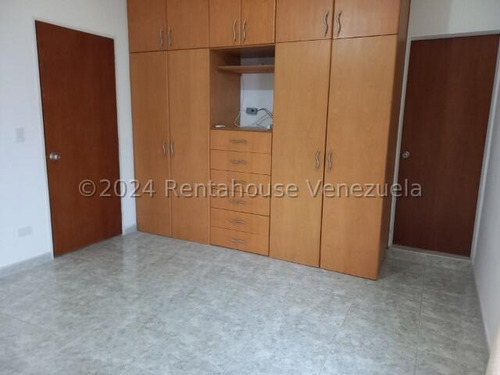 Casa En Venta En Nueva Casarapa Mls #25-5072 Luisa Echezuria