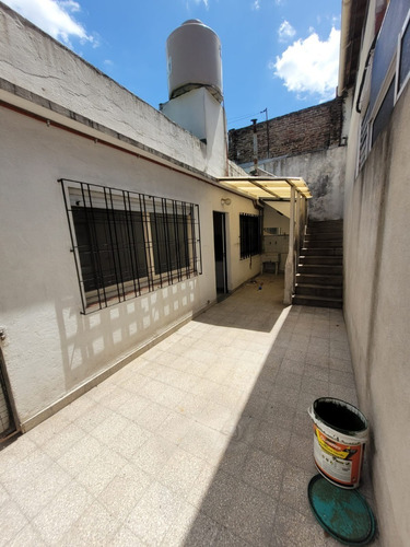 Imagen 17 de 17 de Amplia Casa 3 Ambientes