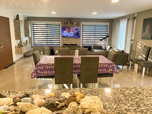Venta - Gran Propiedad En Estancias Del Pilar - Bayugar Negocios Inmobiliarios