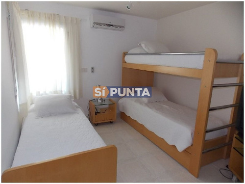 Imagen 7 de 12 de Apartamento En Playa Mansa
