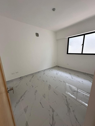 Apartamento Cerce De Intec De 1 Habitacion