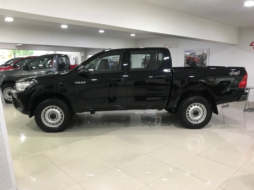 Toyota Hilux 4x4 Dc Dx 2,4tdi 150hp Man 6 Vel Entrega Ya '24