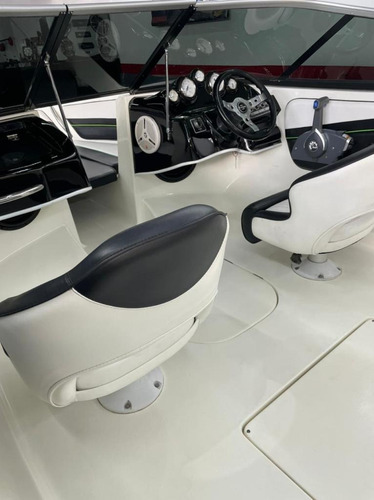 Imagen 13 de 18 de Lancha Classer 170 Modelo 2015