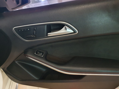 Imagen 8 de 25 de A 45 A-coupe 2,0 Amg 4matic Gr