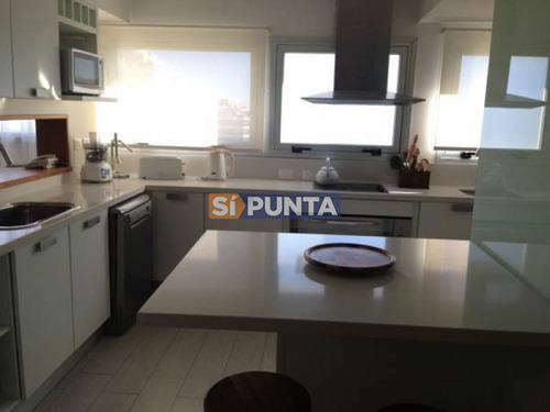 Imagen 8 de 23 de Apartamento En Brava, 3 Dormitorios *