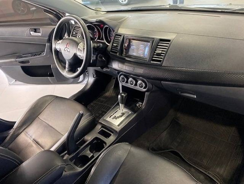 Imagem 10 de 14 de Mitsubishi Lancer 2.0 16v Gasolina 4p Automático
