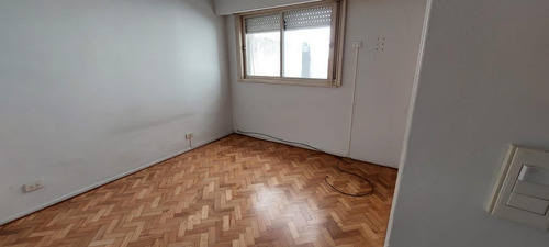 Imagen 4 de 8 de Departamento 2 Ambientes En Quilmes Centro
