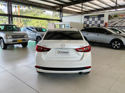 Mazda 2 1.5 Touring Sedan