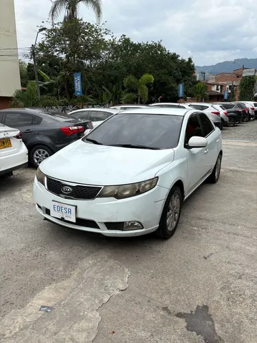 Kia Cerato Forte 2014