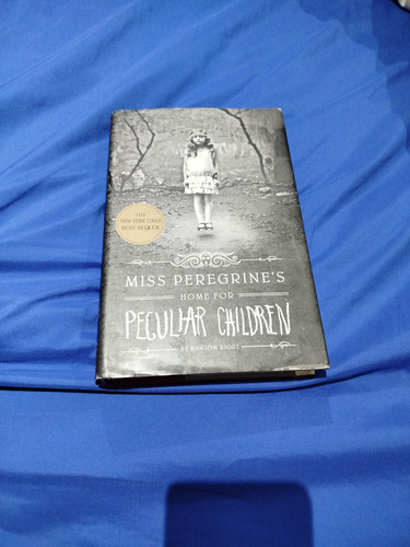 Miss Peregrine's Peculiar Children #1 + Objeto De Colección (Usado)