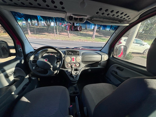 Fiat Doblo 1.8 16v Adventure Xingu Locker Flex 5p