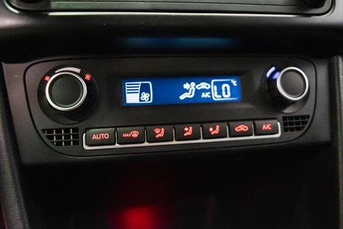Imagen 11 de 14 de Volkswagen Vento 2020