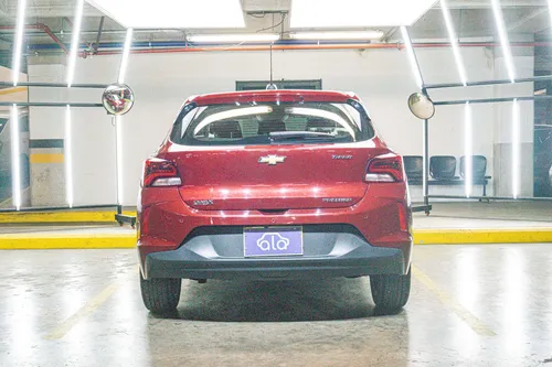 Chevrolet Onix 1.0T Premier Hatch At