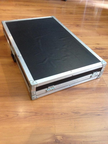 Estojo Hard Case De Madeira Para Mesa Ou Pedalboard - Usado