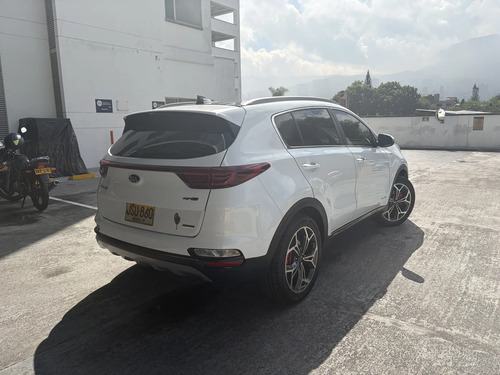 Kia Sportage 2.0L Gt Line 4X4 At