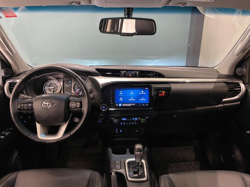 Toyota Hilux Cd Srv 4x4 2.8 Tdi Diesel Aut.
