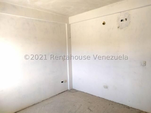 Imagen 21 de 30 de Casas En Venta En Cabudare, Lara. Código Flex: 22-14921 #0424 556 57 59 Monica C.