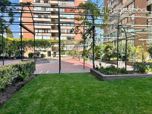 Departamento En Venta De 3 Dorm. En Vitacura