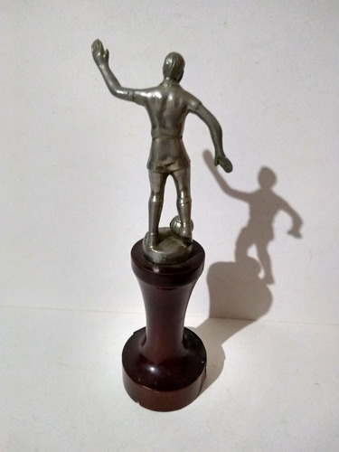 Antigo Troféu De Futebol Não É Gulliver Metal E Madeira (Usado)