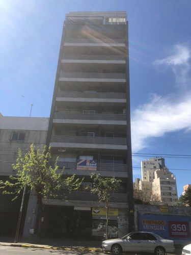 Imagen 1 de 7 de Espacio Guarda Coches Venta Villa Del Parque
