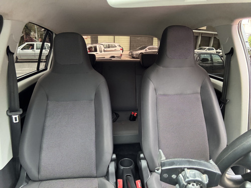 Volkswagen Up! 1.0 Take 5p