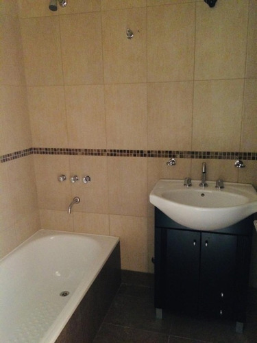 Imagen 11 de 14 de Departamento De 2 Ambientes En Complejo Jardin - Moron Centro