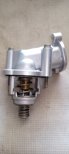Toma De Agua Con Termostato Cadillac Ats,cts,camaro,colorado (Usado)