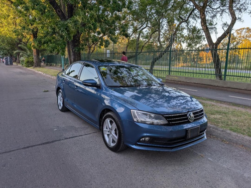Volkswagen Vento 2.5 Advance Plus 170cv