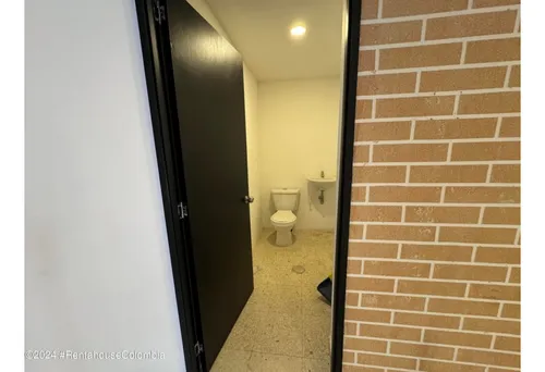 Comercial En Chico Norte(bogota) Rah Co: 25-1090