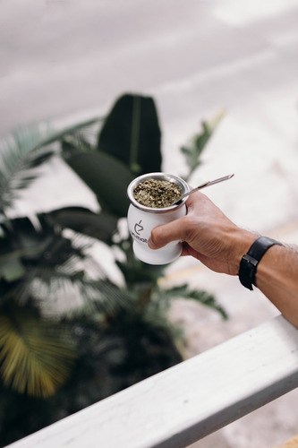 Imagen 7 de 10 de Un Mate Acero - Blanco + Bombilla