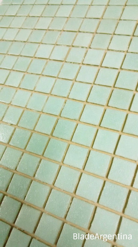 Imagen 4 de 7 de Venecitas Biseladas Verde Muy Claro 2x2