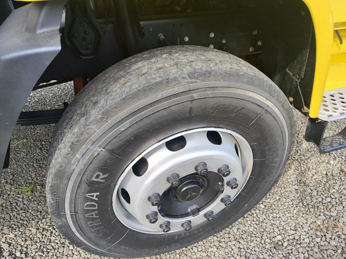 Mercedes Benz Mb 1718 Ano 2011 Toco Baú Carga Seca.
