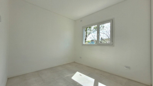 Venta Ph Cuatro Ambientes Con Jardín En Boulogne